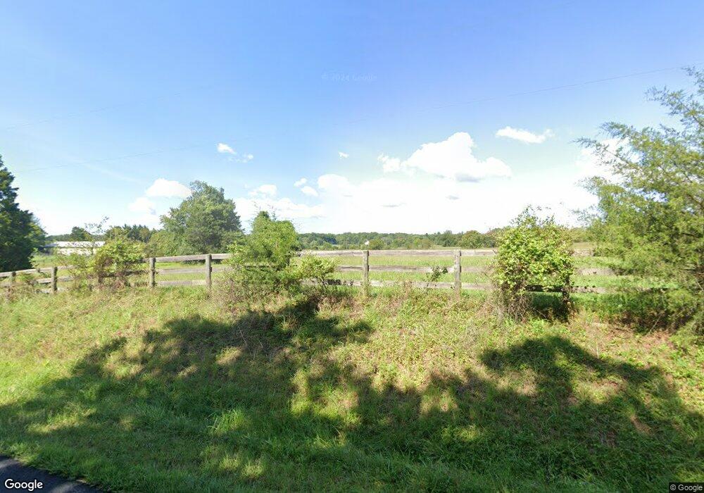 2520 Indian Run Rd, Amissville, VA 20106 - photo 1