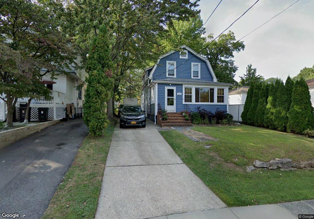 213 Edgegrove Ave, Staten Island, NY 10312 - photo 1