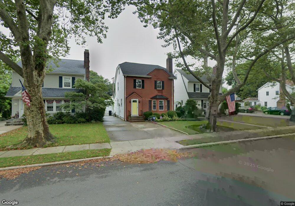 45 Cambridge Ave, Garden City, NY 11530 - photo 1