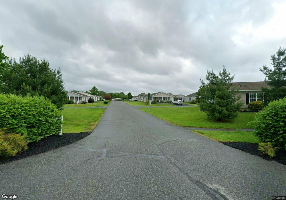 2 Nuthatch Ct E, Bechtelsville, PA 19505 - photo 1