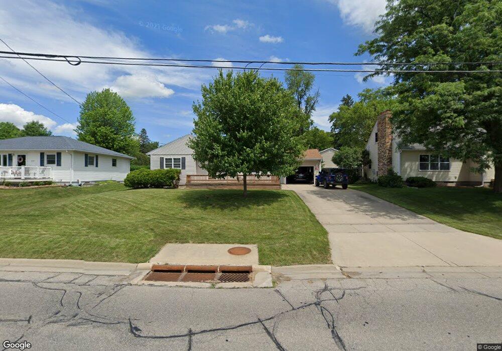 1309 W 18th St, Cedar Falls, IA 50613 - photo 1