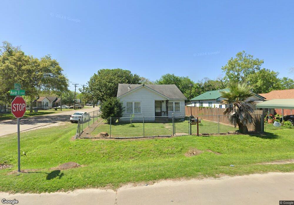 1120 Avenue I, Bay City, TX 77414 - photo 1