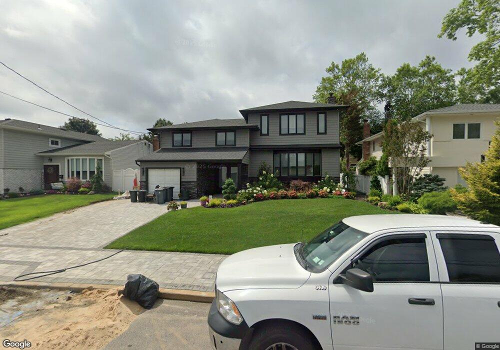 1902 Leslie Ln, Merrick, NY 11566 - photo 1