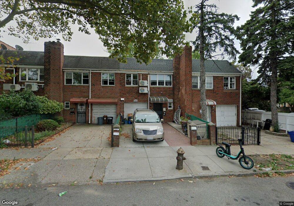 135-06 Horace Harding Expy unit 2nd Fl, Flushing, NY 11367 - photo 1