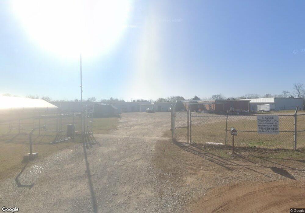 301 E Downing St, Henryetta, OK 74437 - photo 1