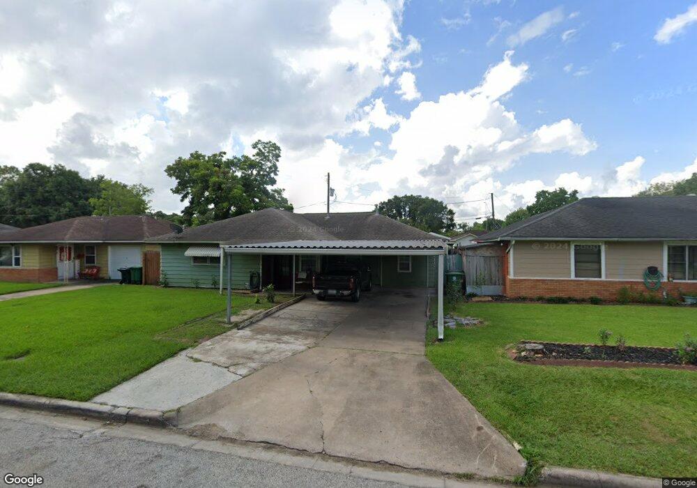 7746 Moline St, Houston, TX 77087 - photo 1