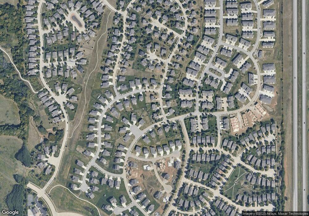 8906 Dunraven St, Lenexa, KS 66227 - photo 1