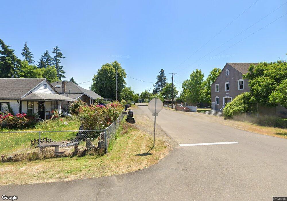 207 E 2nd St, Canby, OR 97013 - photo 1