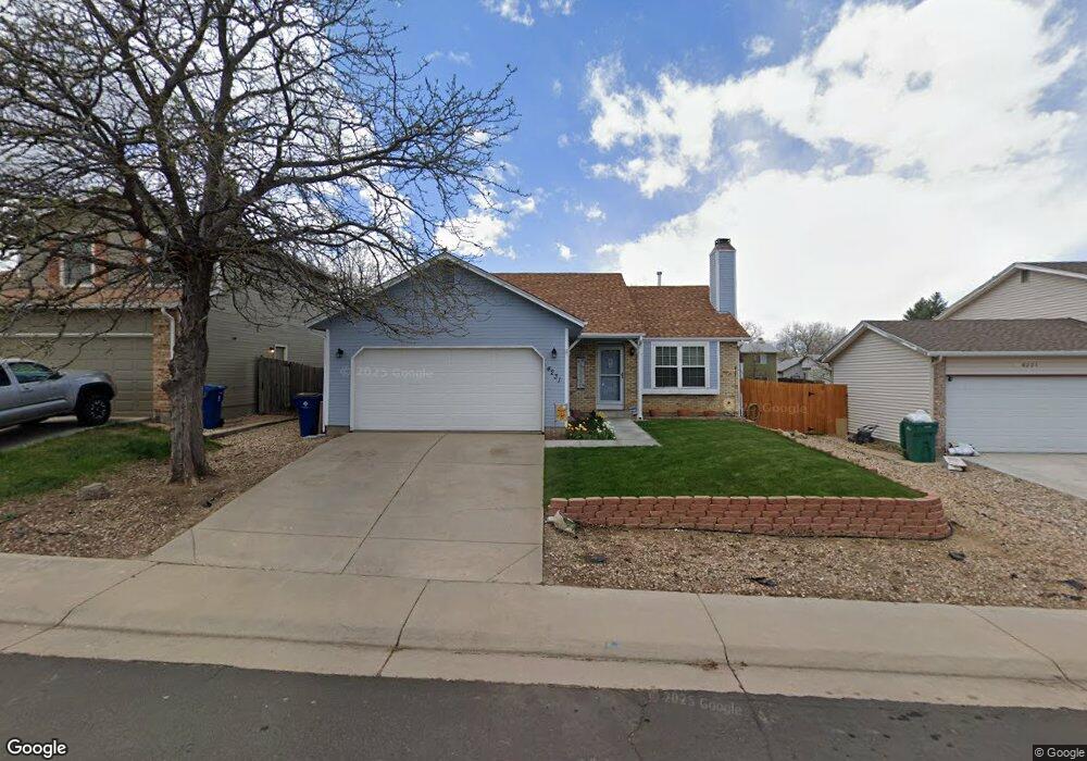 4231 S Gibraltar St, Aurora, CO 80013 - photo 1