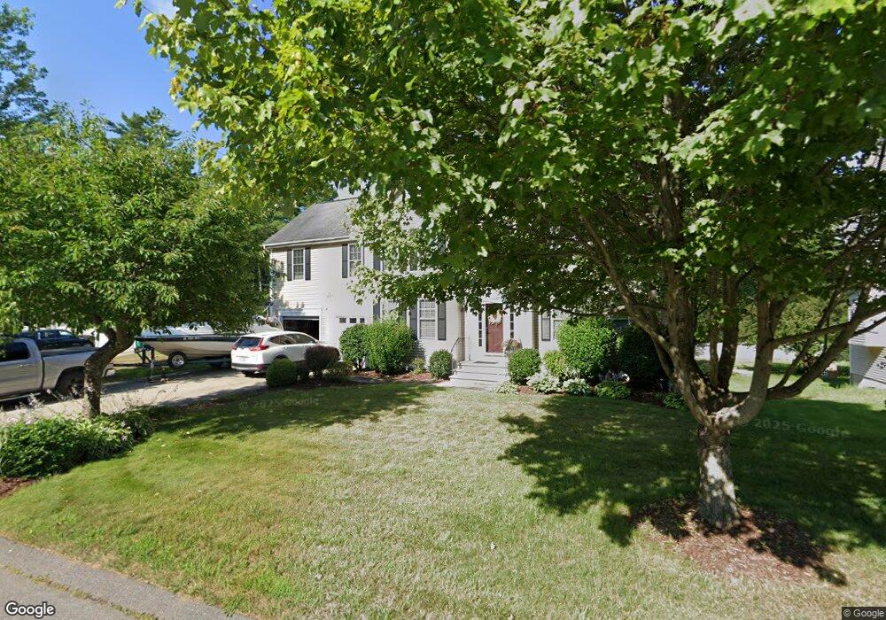 17 Nathan Hale Ln, MerriMacK, NH 03054 - photo 1