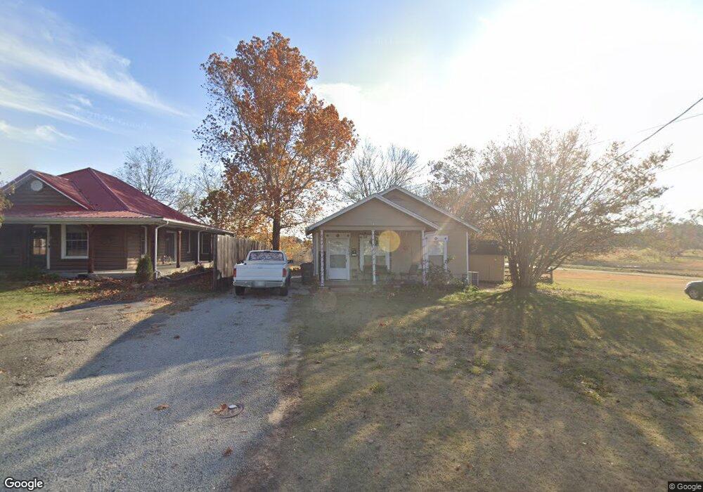 310 Broadway Ave, Eufaula, OK 74432 - photo 1