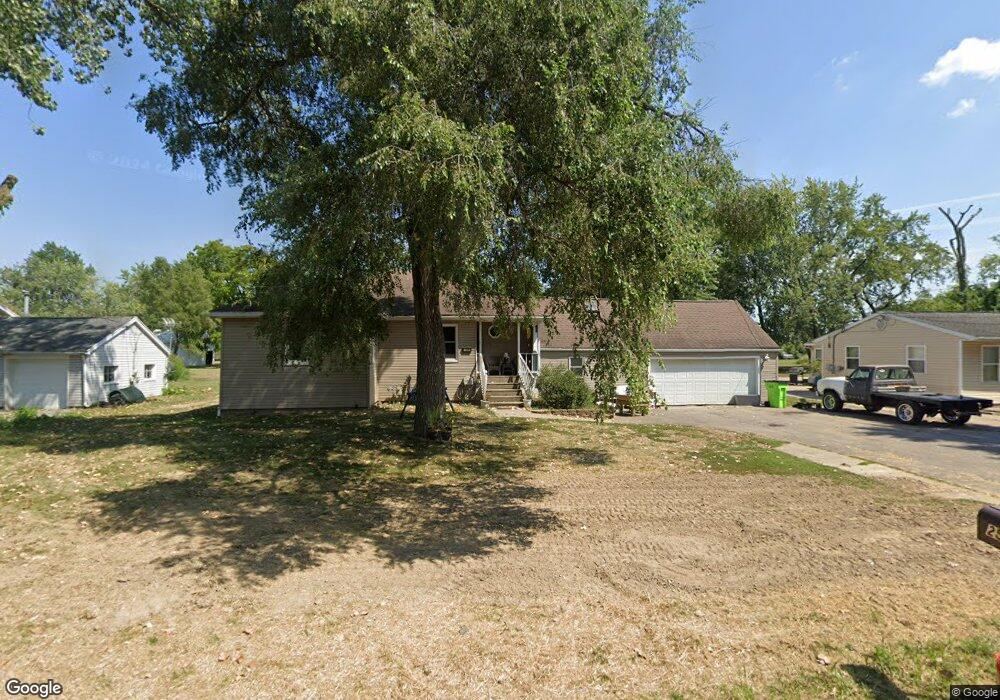 2540 N McDonel St, Lima, OH 45801 - photo 1