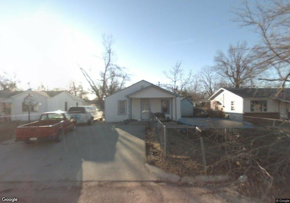 421 S Normal Ave, Claremore, OK 74017 - photo 1