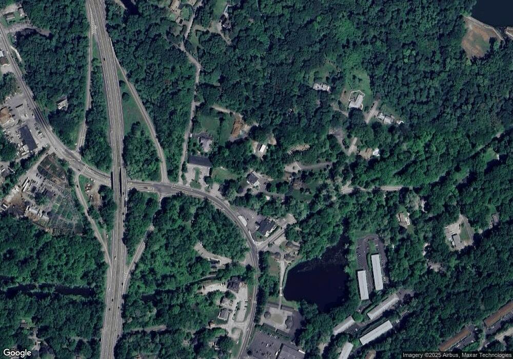 2013 Albany Post Rd, Croton On Hudson, NY 10520 - photo 1