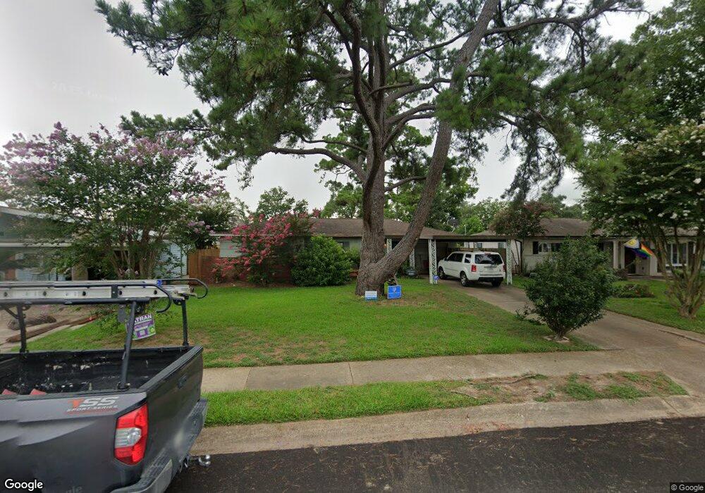 5209 De Lange Ln, Houston, TX 77092 - photo 1