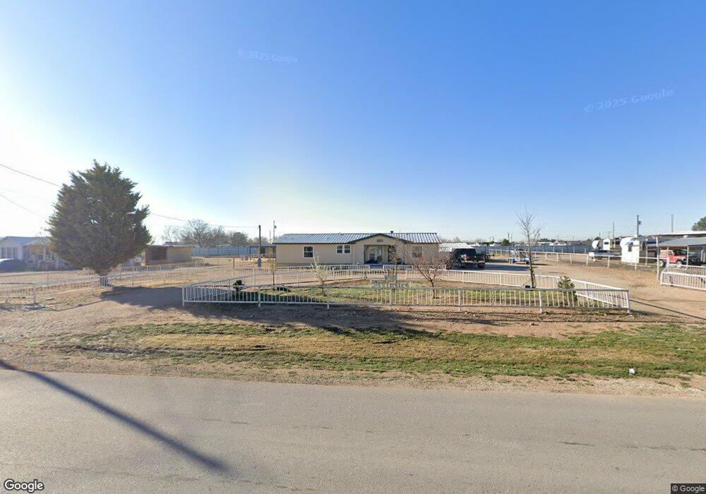 805 Hidalgo Rd, Carlsbad, NM 88220 - photo 1