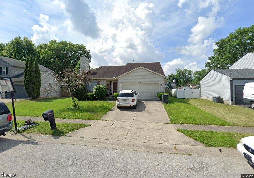 4617 Stratford Ln, Columbus, OH 43232 - photo 1