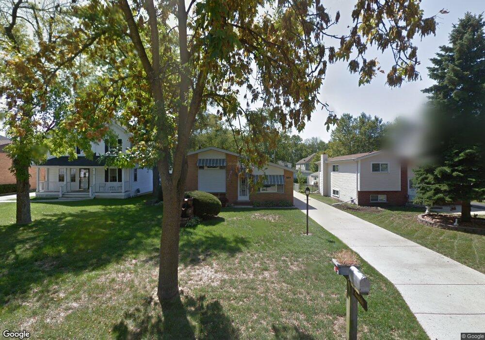 602 W Armitage Ave, Elmhurst, IL 60126 - photo 1