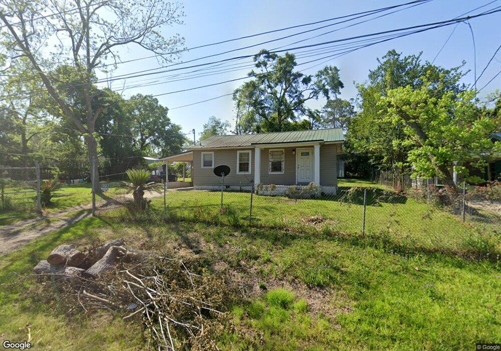 714 Sellers St E, Douglas, GA 31533 - photo 1