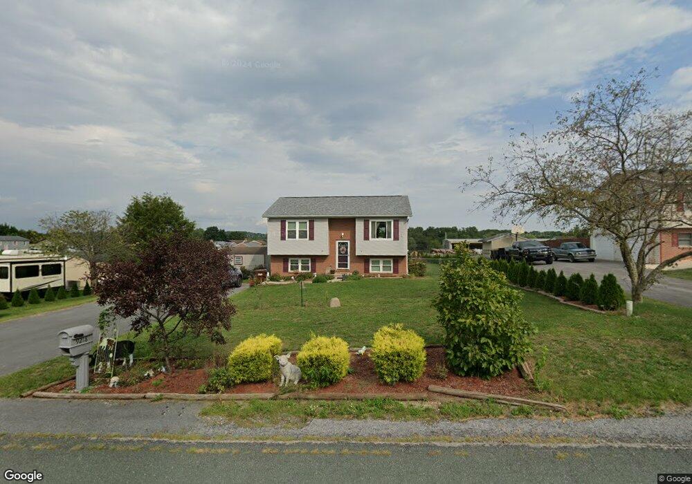 9218 Branch St, Greencastle, PA 17225 - photo 1