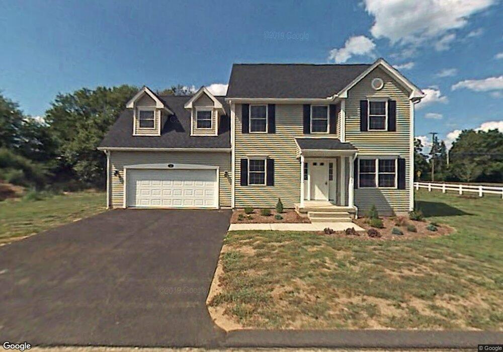 2 Masons Brook Ln unit 2, East Windsor, CT 06088 - photo 1