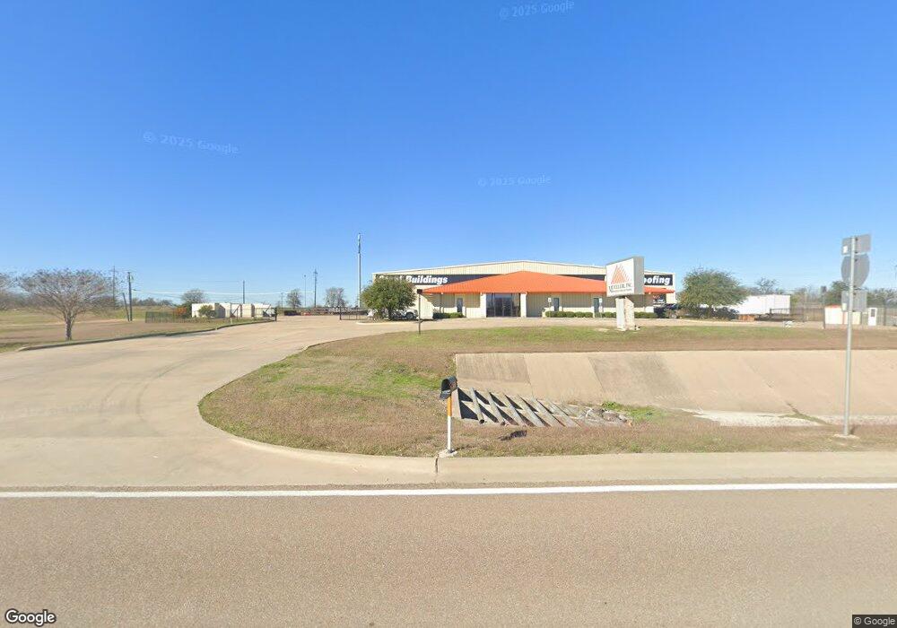 6992 N Interstate Highway 35 E, Waxahachie, TX 75165 - photo 1