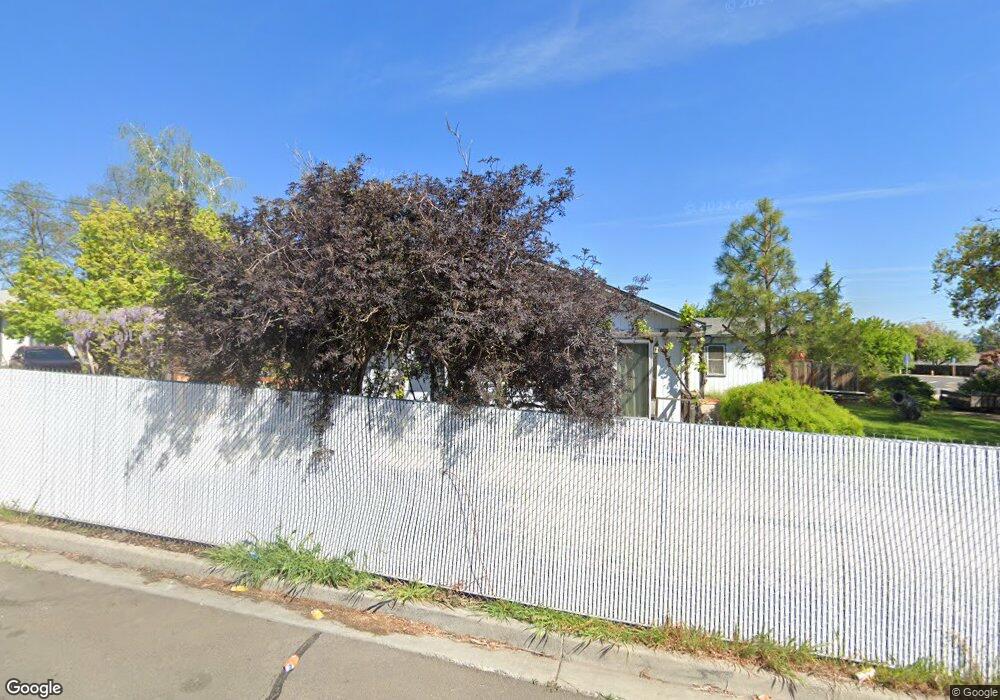 1767 N 3rd St, Central Point, OR 97502 - photo 1