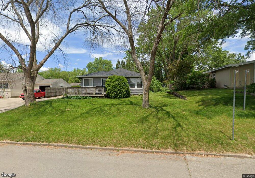 1622 Madison St, Cedar Falls, IA 50613 - photo 1