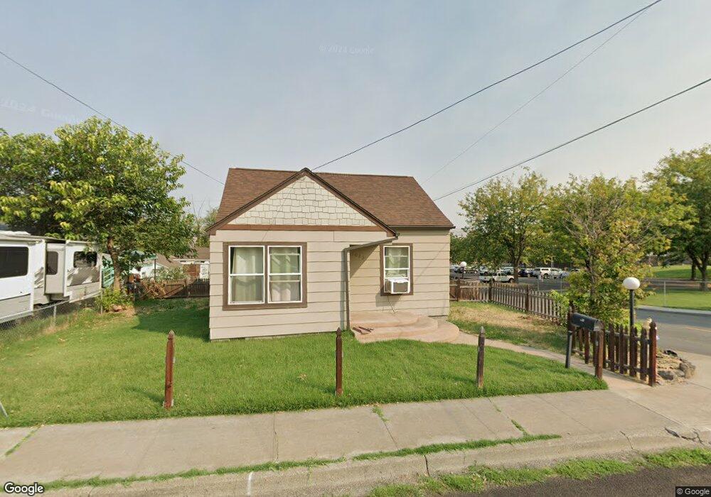 1023 E 14th St, the Dalles, OR 97058 - photo 1