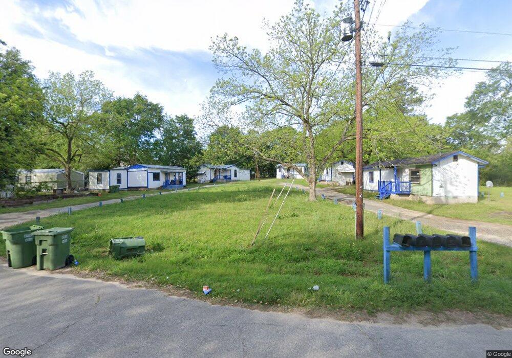 194 Green St, Moultrie, GA 31768 - photo 1