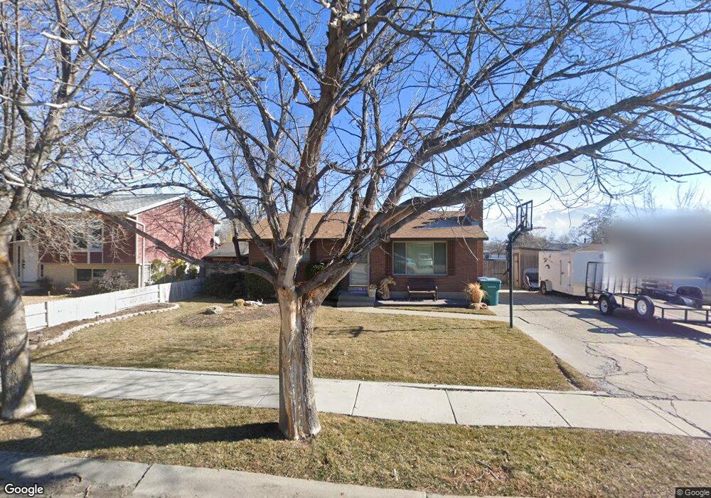 8057 Laguna Dr, West Jordan, UT 84088 - photo 1