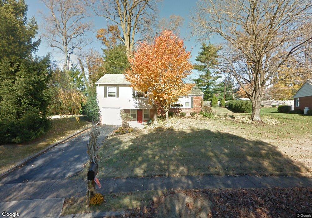 705 Wisteria Dr, Newtown Square, PA 19073 - photo 1