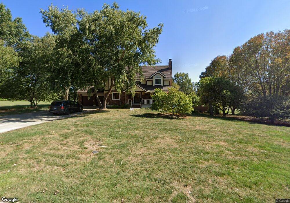 801 Raven, Raymore, MO 64083 - photo 1