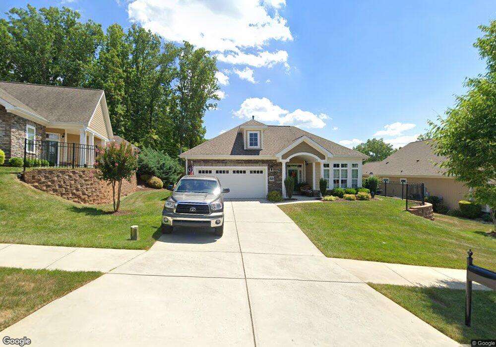 1377 Middleton Cir, Asheboro, NC 27205 - photo 1