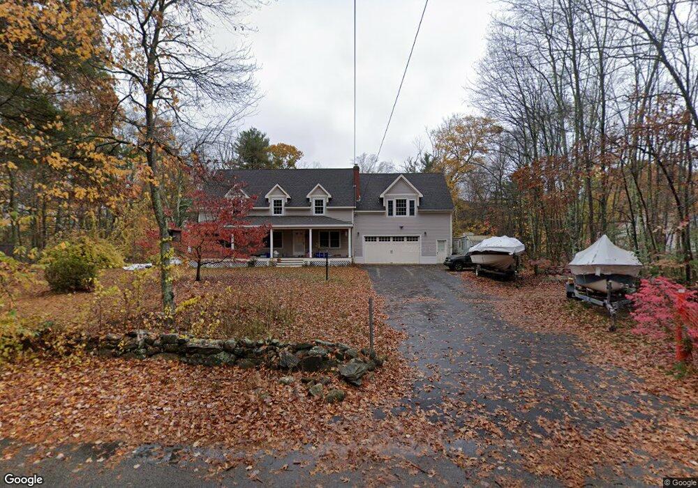 86 Uxbridge St, Douglas, MA 01516 - photo 1