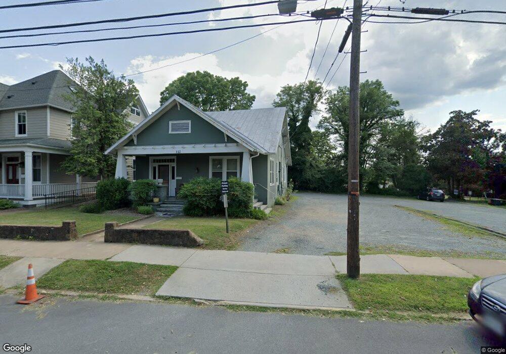 932 E Jefferson St, Charlottesville, VA 22902 - photo 1