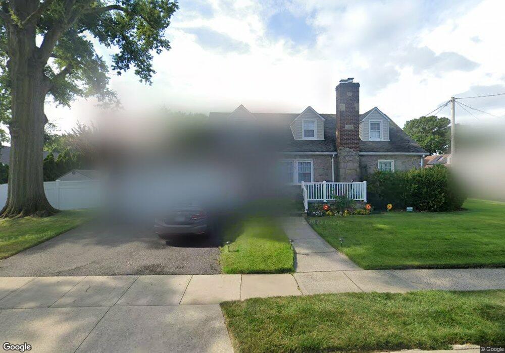 51 Eweler Ave, Floral Park, NY 11001 - photo 1