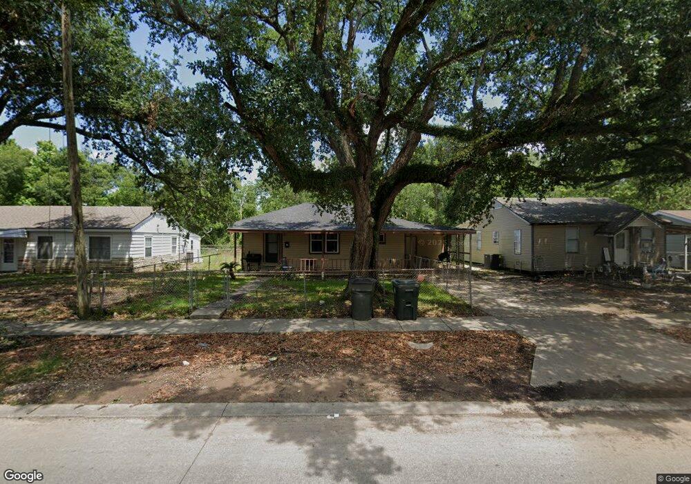 2011 7th Ave, Lake Charles, LA 70601 - photo 1
