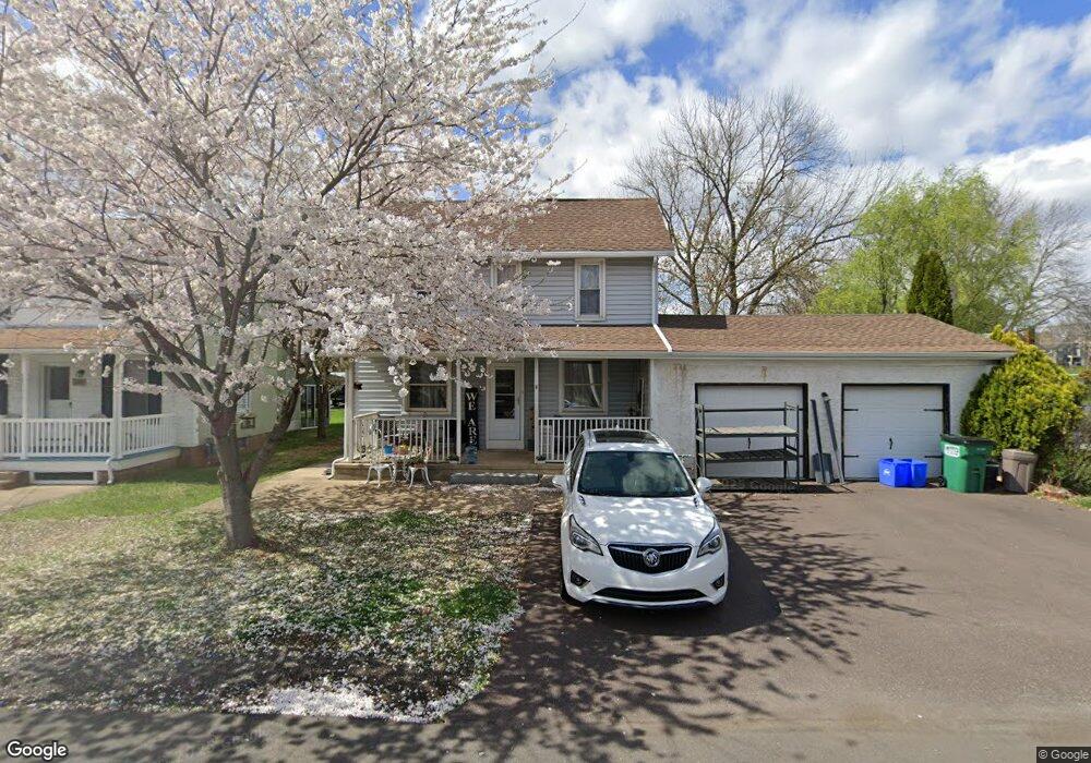 904 Neversink St, Reading, PA 19606 - photo 1