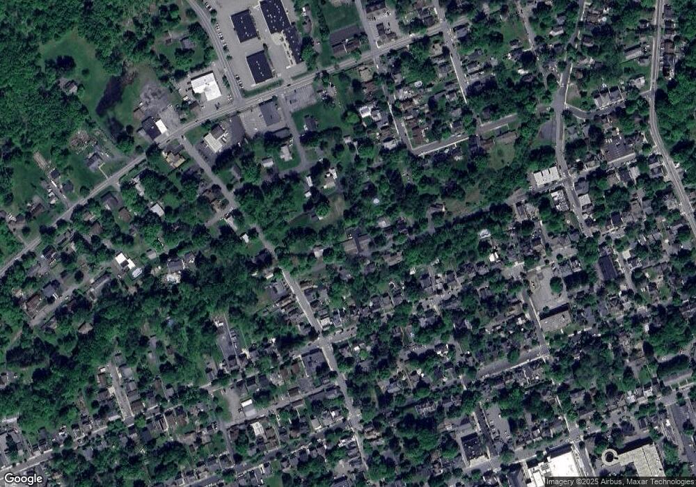 716 Fulmer Ave, Stroudsburg, PA 18360 - photo 1