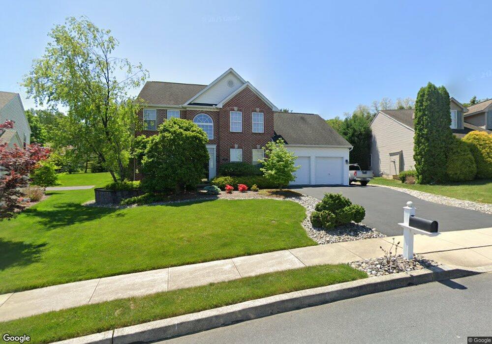 2520 Simon Dr, Reading, PA 19608 - photo 1