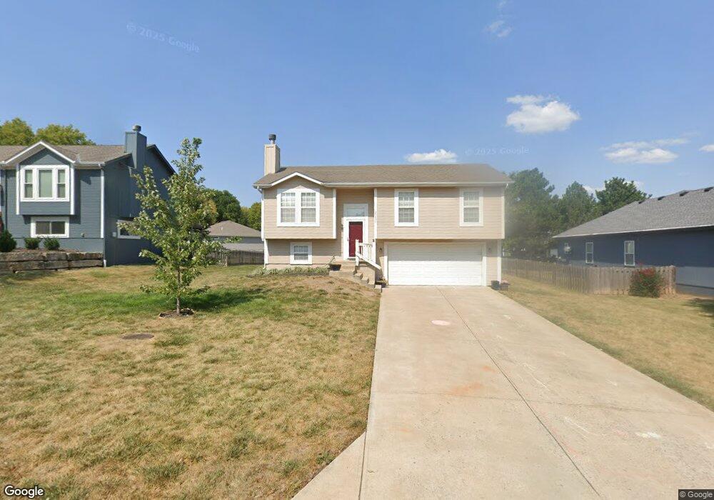 21090 W 226th St, Spring Hill, KS 66083 - photo 1