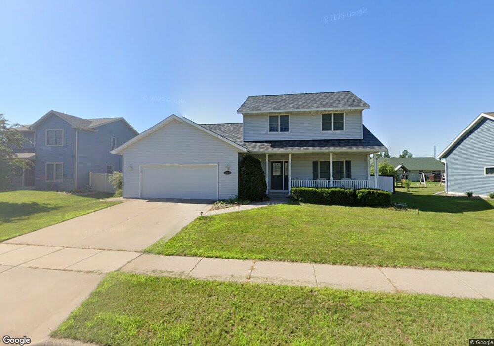 1008 Greenwood St, Holmen, WI 54636 - photo 1