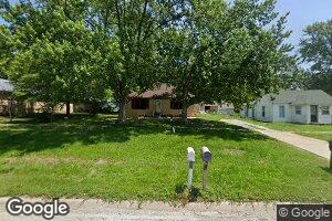 772 N 3rd St, Tecumseh, NE 68450