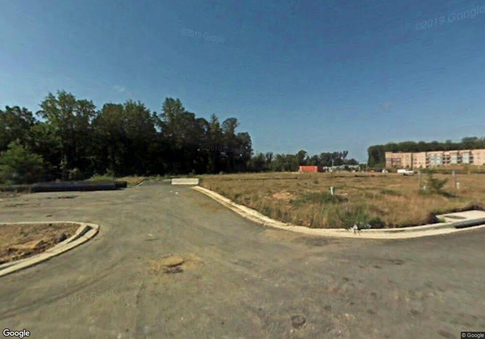 8210 Riggos Way, Landover, MD 20785 - photo 1