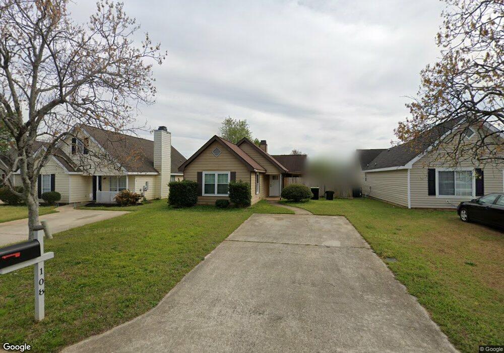 108 Country Cove, Warner Robins, GA 31088 - photo 1