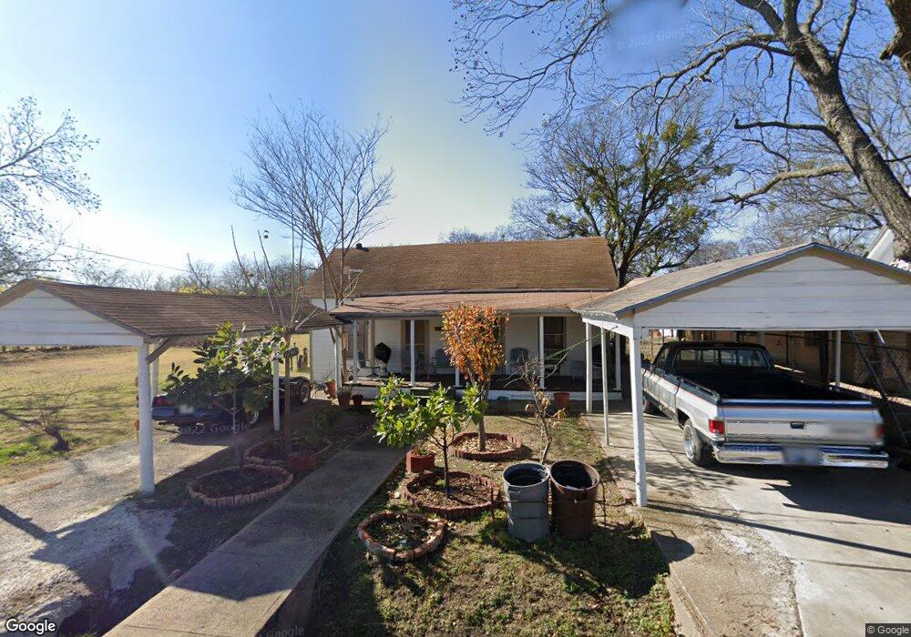 905 N Shawnee St, Ennis, TX 75119 - photo 1