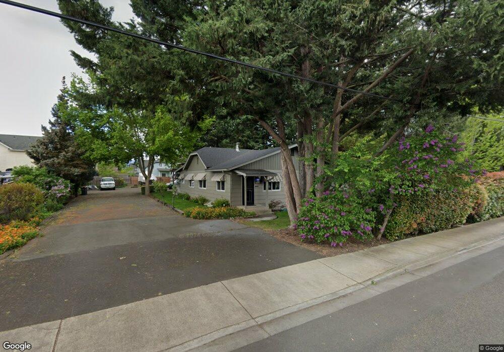 765 Pittview Ave, Central Point, OR 97502 - photo 1