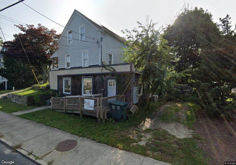 422 Court St unit 1, Plymouth, MA 02360 - photo 1