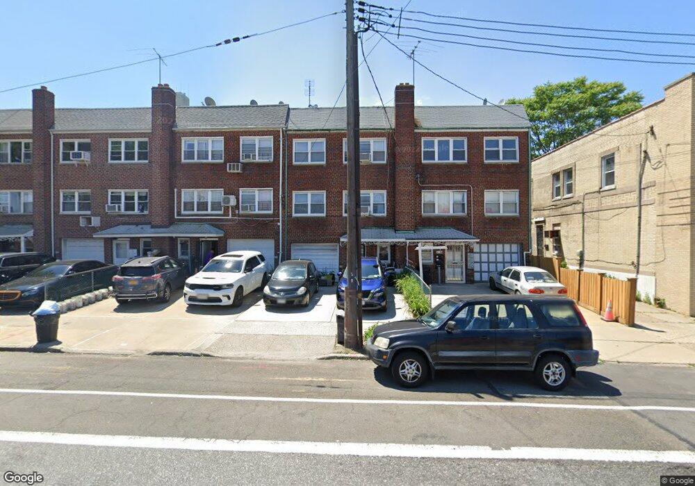 6146 164th St, Fresh Meadows, NY 11365 - photo 1